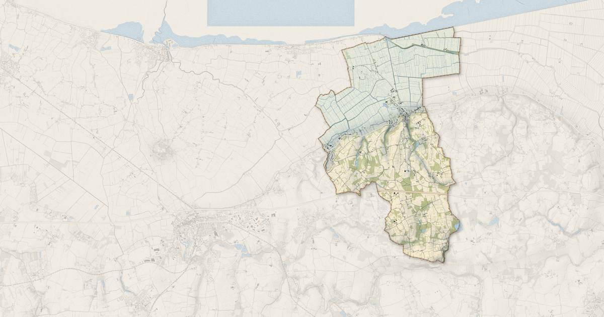 Portrait cartographique de Saint-Broladre : relief, eau, forêts, bâti et voies, calculés à partir des données de l'IGN
