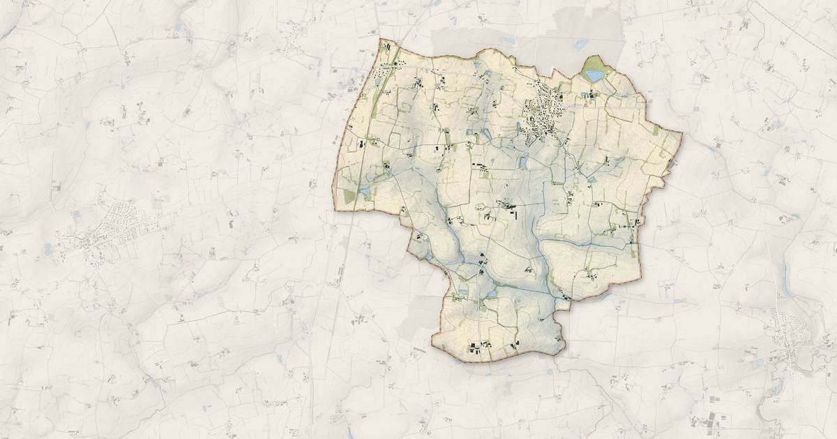 Portrait cartographique de Saint-Germain-du-Pinel : relief, eau, forêts, bâti et voies, calculés à partir des données de l'IGN