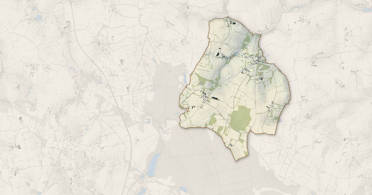 Portrait cartographique de Saint-Léger-des-Prés : relief, eau, forêts, bâti et voies, calculés à partir des données de l'IGN