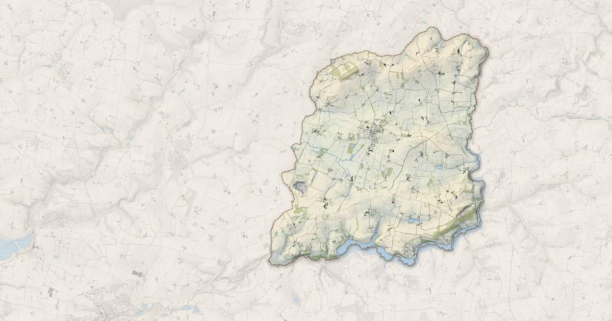 Portrait cartographique de Saint-M'Hervé : relief, eau, forêts, bâti et voies, calculés à partir des données de l'IGN