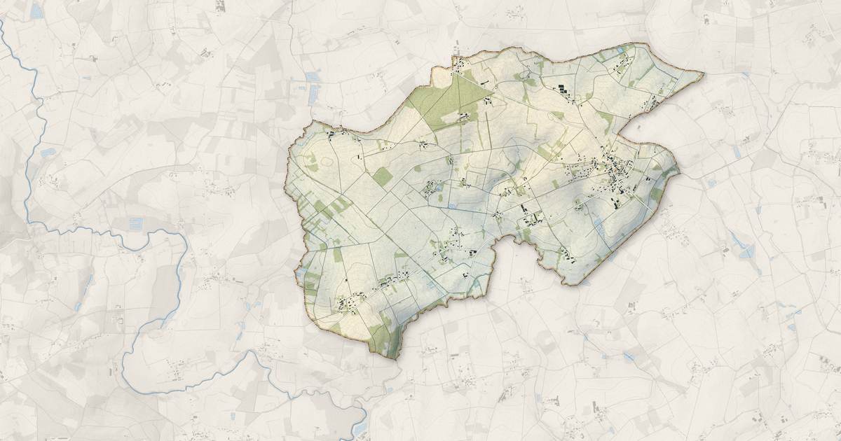 Portrait cartographique de Saint-Séglin : relief, eau, forêts, bâti et voies, calculés à partir des données de l'IGN