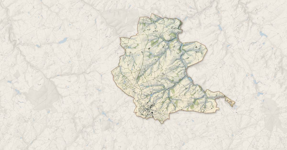 Portrait cartographique de Aigurande : relief, eau, forêts, bâti et voies, calculés à partir des données de l'IGN