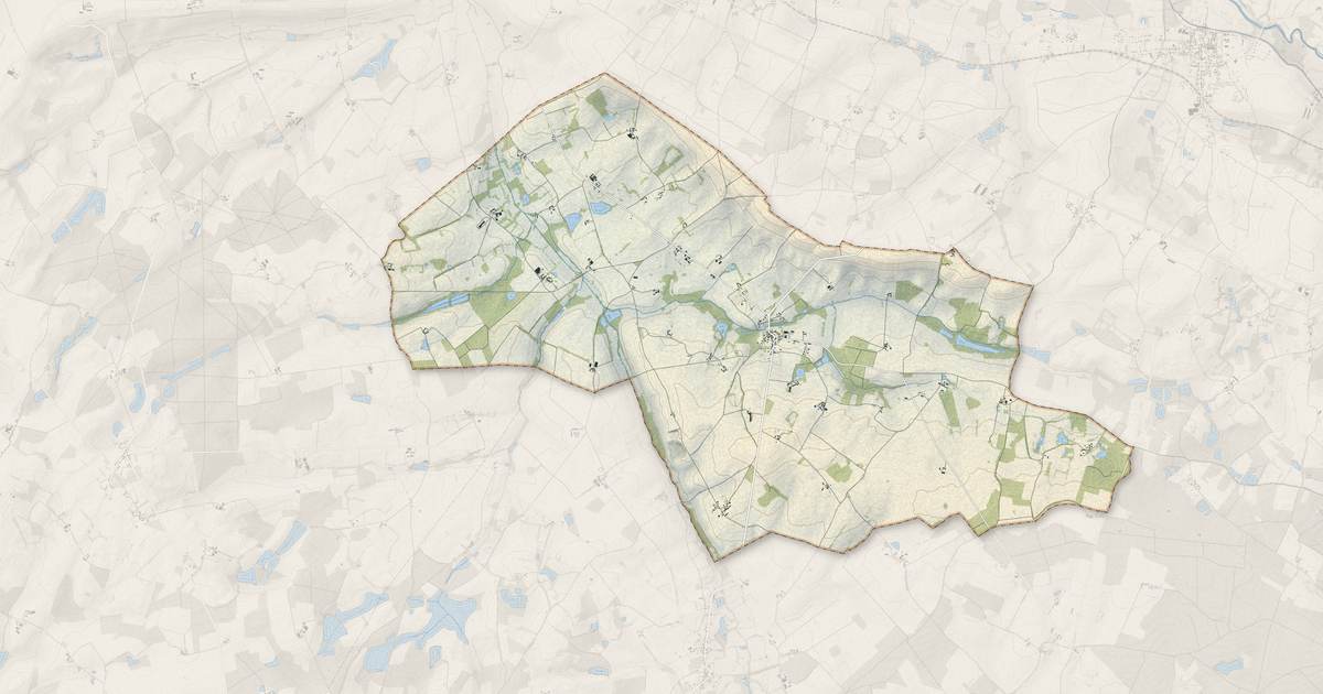 Portrait cartographique de Arpheuilles : relief, eau, forêts, bâti et voies, calculés à partir des données de l'IGN