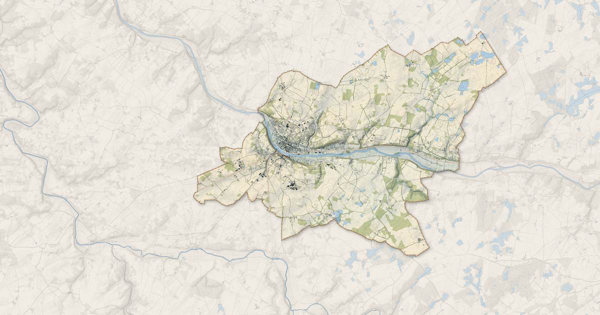 Portrait cartographique de Le Blanc : relief, eau, forêts, bâti et voies, calculés à partir des données de l'IGN