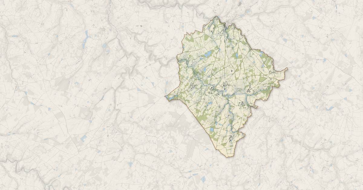 Portrait cartographique de La Châtre-Langlin : relief, eau, forêts, bâti et voies, calculés à partir des données de l'IGN
