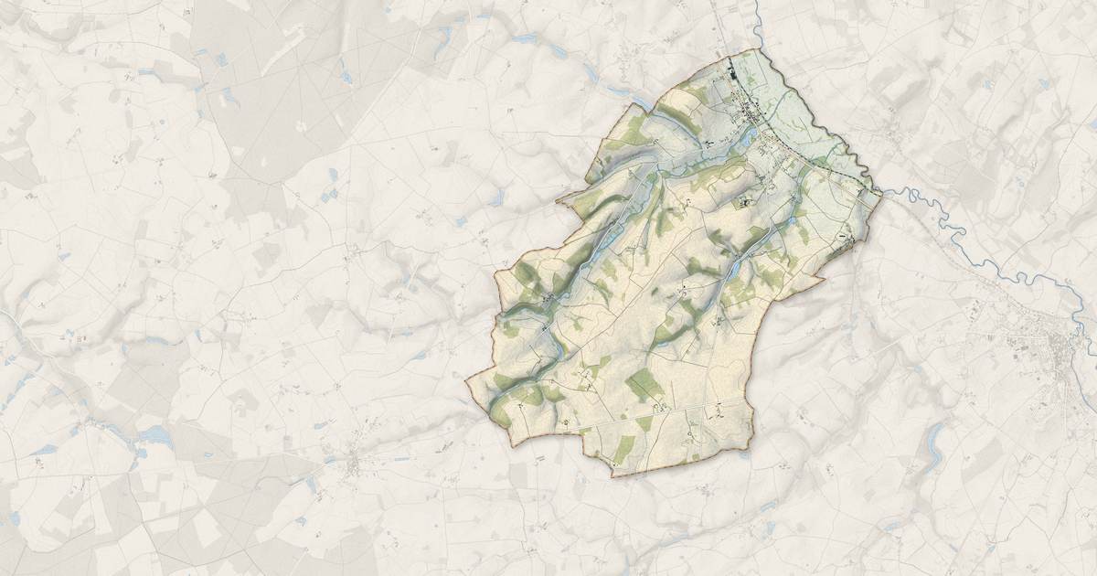 Portrait cartographique de Fléré-la-Rivière : relief, eau, forêts, bâti et voies, calculés à partir des données de l'IGN