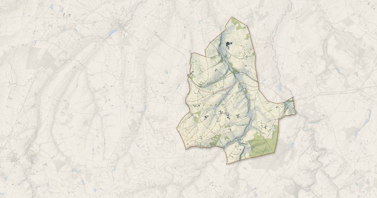 Portrait cartographique de Fougerolles : relief, eau, forêts, bâti et voies, calculés à partir des données de l'IGN