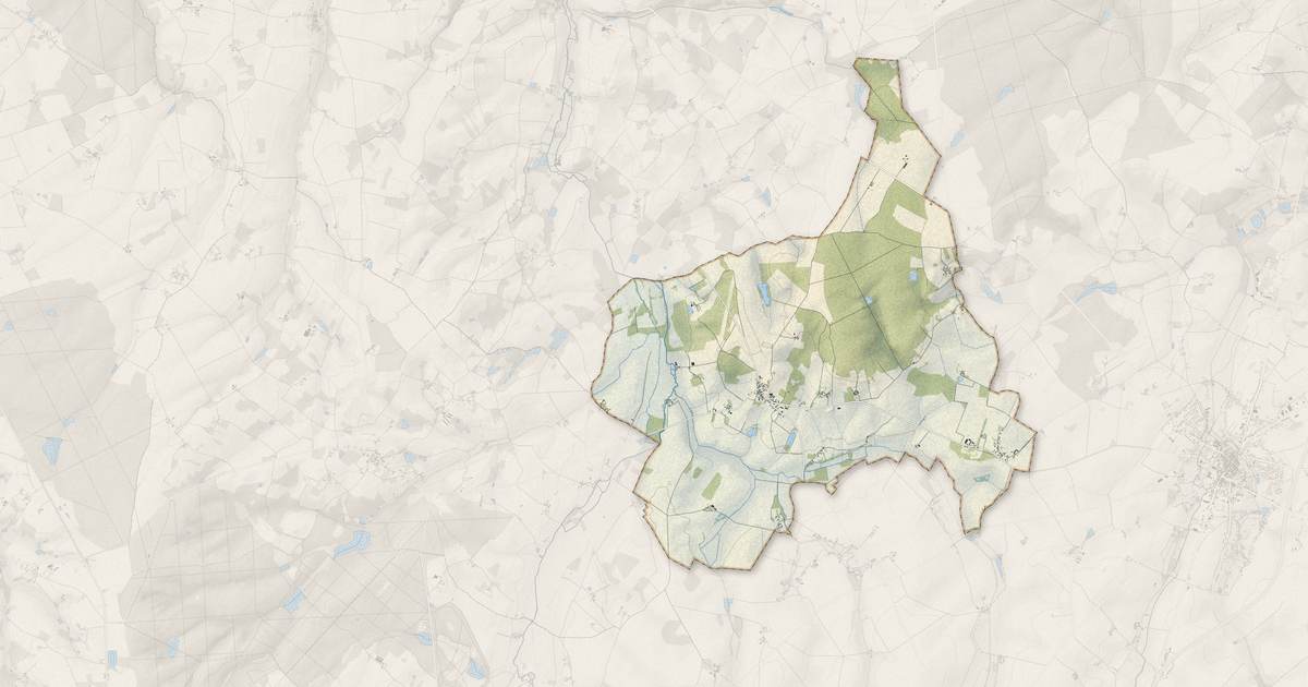 Portrait cartographique de Guilly : relief, eau, forêts, bâti et voies, calculés à partir des données de l'IGN