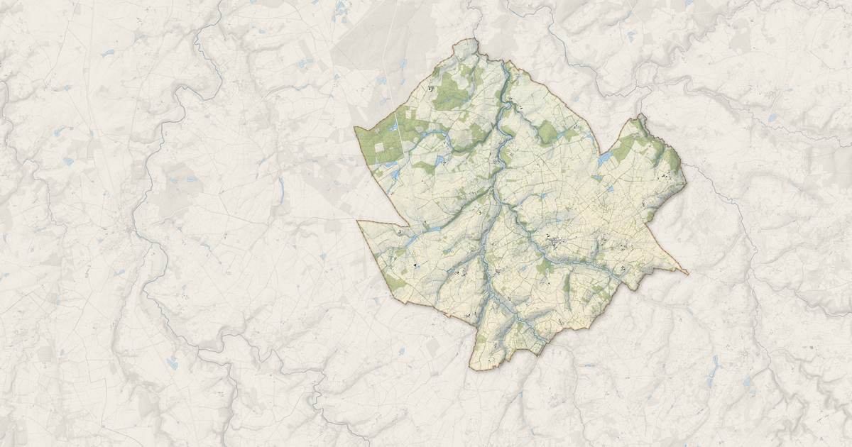 Portrait cartographique de Lignac : relief, eau, forêts, bâti et voies, calculés à partir des données de l'IGN