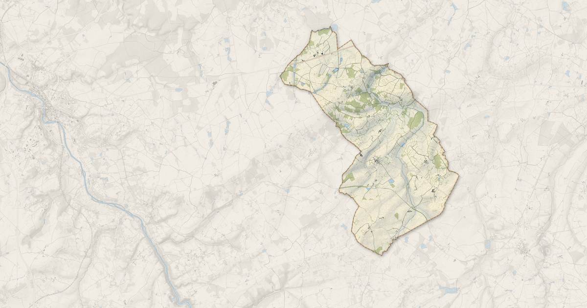 Portrait cartographique de Maillet : relief, eau, forêts, bâti et voies, calculés à partir des données de l'IGN