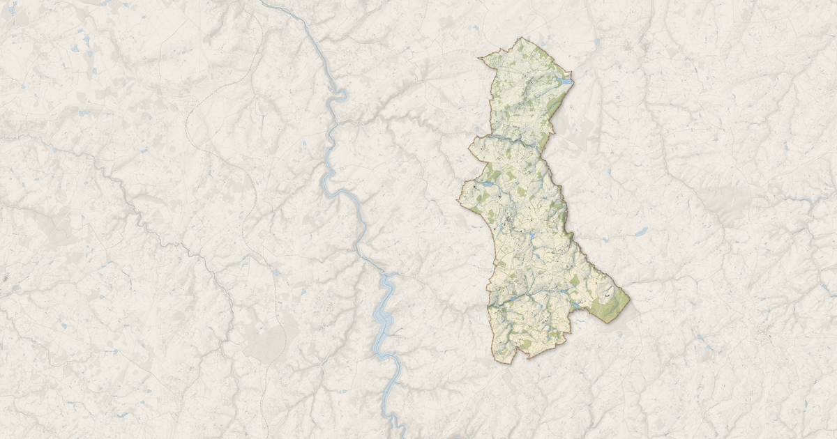 Portrait cartographique de Orsennes : relief, eau, forêts, bâti et voies, calculés à partir des données de l'IGN