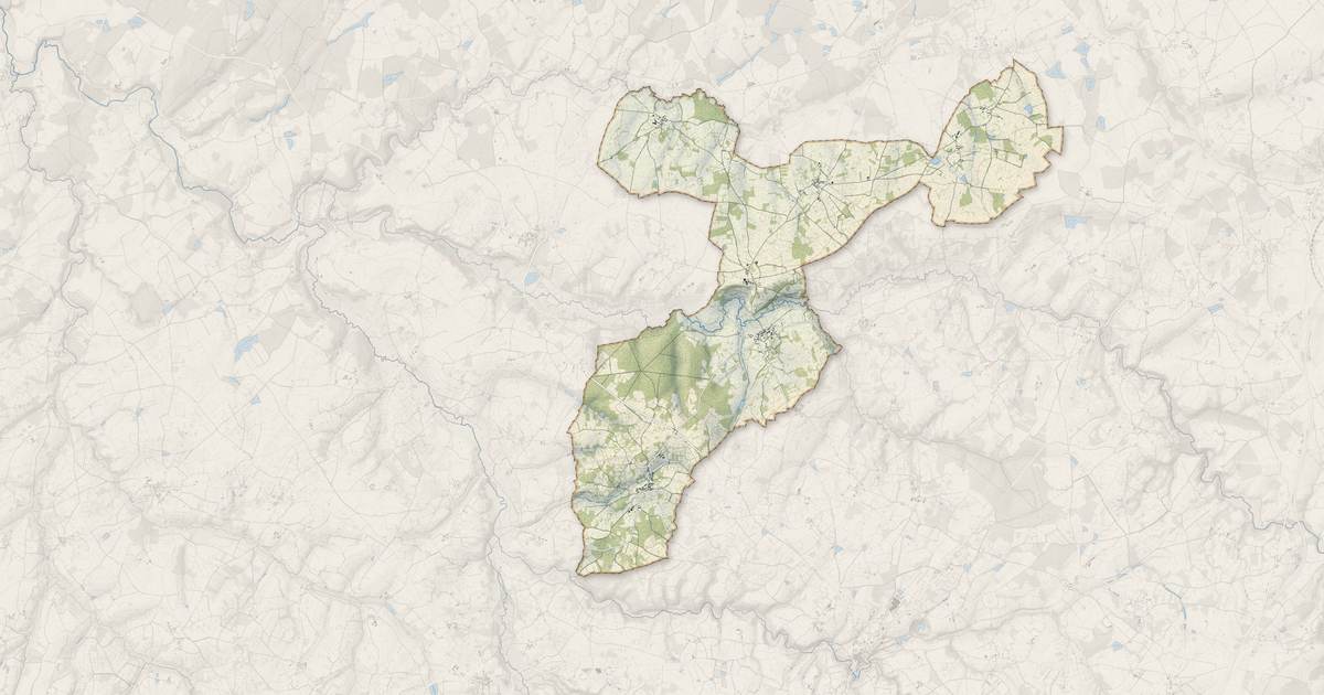 Portrait cartographique de Sacierges-Saint-Martin : relief, eau, forêts, bâti et voies, calculés à partir des données de l'IGN
