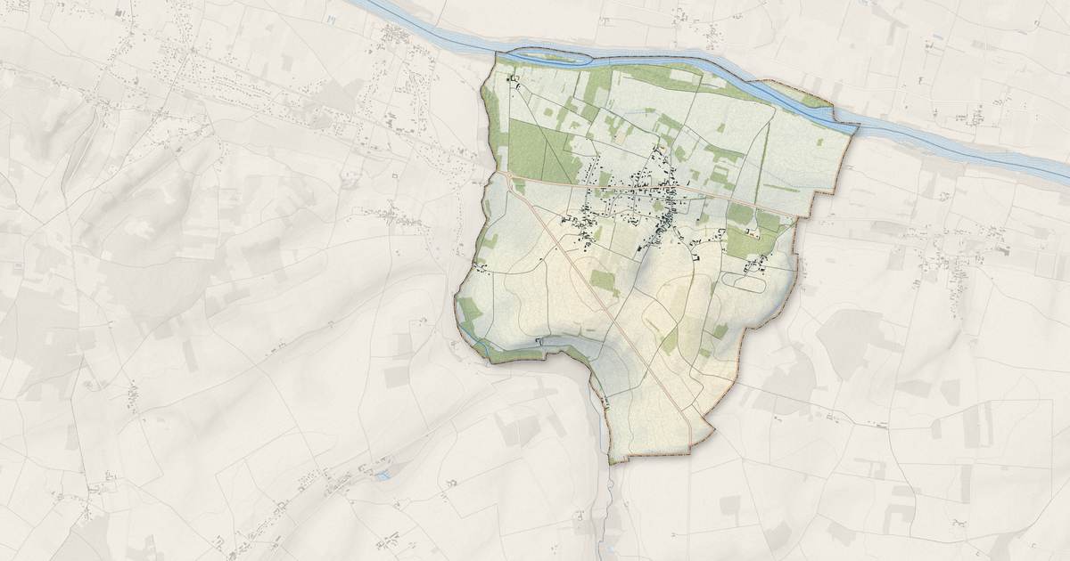 Portrait cartographique de Anché : relief, eau, forêts, bâti et voies, calculés à partir des données de l'IGN