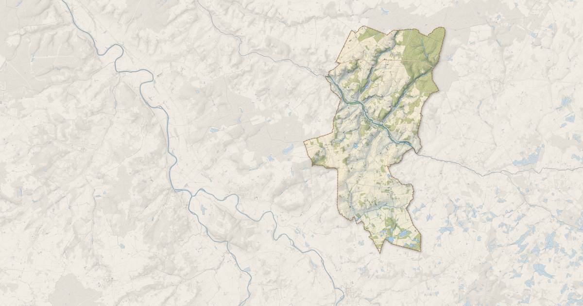 Portrait cartographique de Bossay-sur-Claise : relief, eau, forêts, bâti et voies, calculés à partir des données de l'IGN