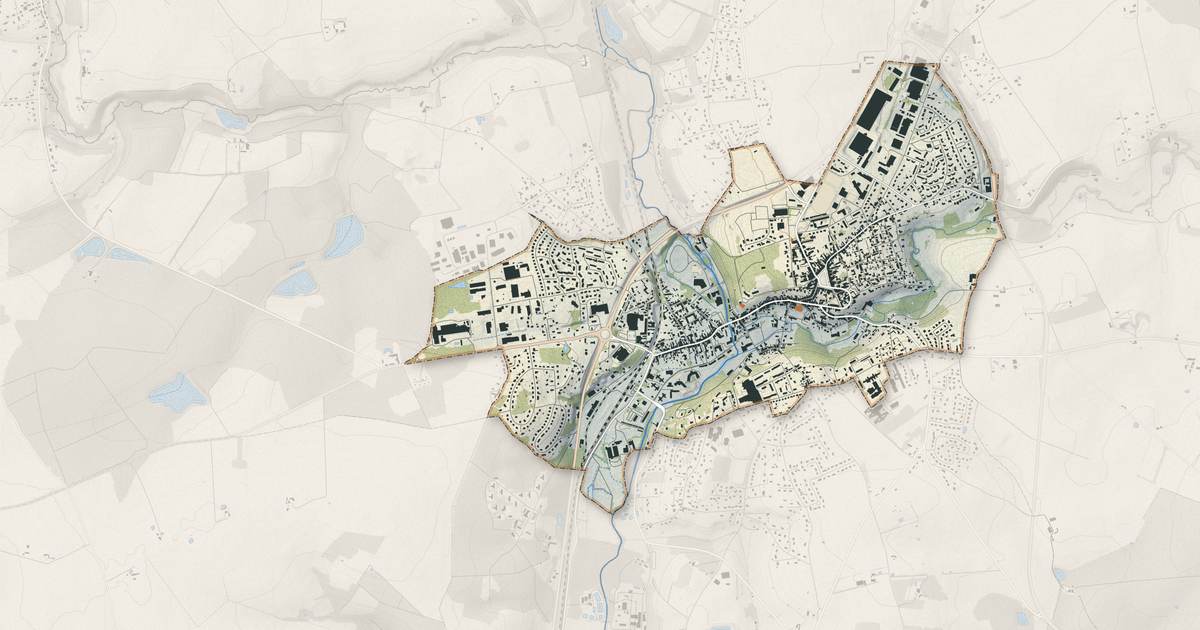 Portrait cartographique de Château-Renault : relief, eau, forêts, bâti et voies, calculés à partir des données de l'IGN