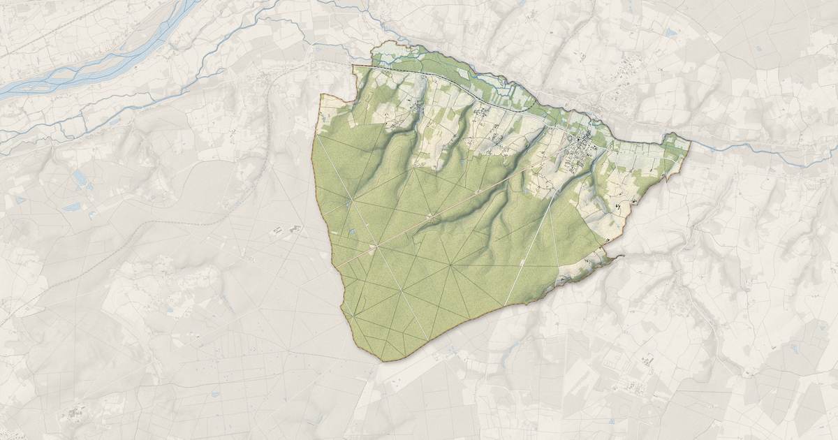 Portrait cartographique de Cheillé : relief, eau, forêts, bâti et voies, calculés à partir des données de l'IGN