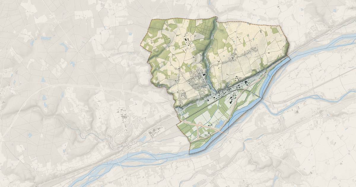 Portrait cartographique de Cinq-Mars-la-Pile : relief, eau, forêts, bâti et voies, calculés à partir des données de l'IGN