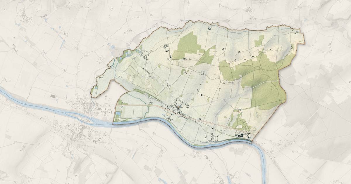 Portrait cartographique de Crouzilles : relief, eau, forêts, bâti et voies, calculés à partir des données de l'IGN