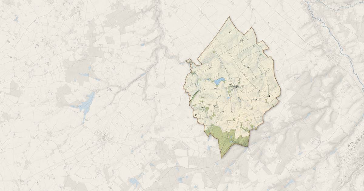 Portrait cartographique de Dolus-le-Sec : relief, eau, forêts, bâti et voies, calculés à partir des données de l'IGN