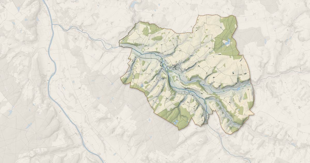 Portrait cartographique de Le Grand-Pressigny : relief, eau, forêts, bâti et voies, calculés à partir des données de l'IGN