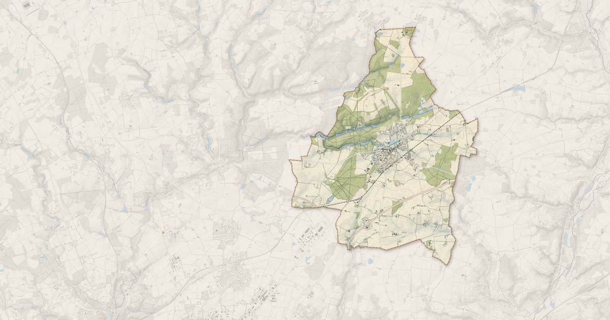 Portrait cartographique de Monnaie : relief, eau, forêts, bâti et voies, calculés à partir des données de l'IGN