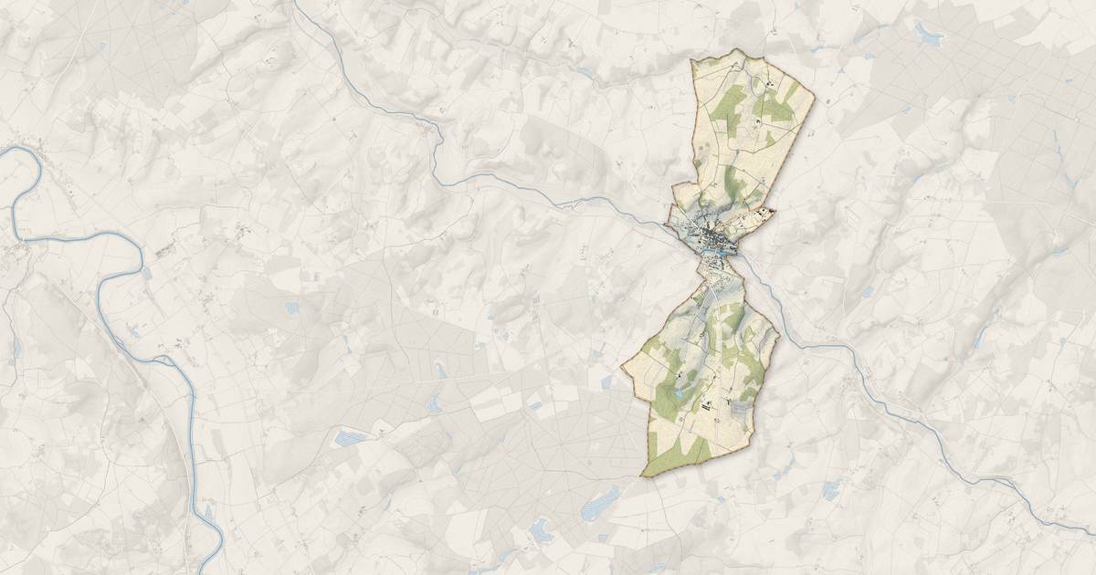 Portrait cartographique de Preuilly-sur-Claise : relief, eau, forêts, bâti et voies, calculés à partir des données de l'IGN