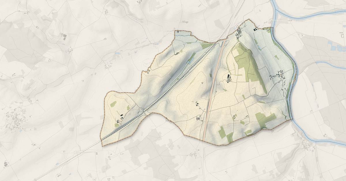 Portrait cartographique de Pussigny : relief, eau, forêts, bâti et voies, calculés à partir des données de l'IGN
