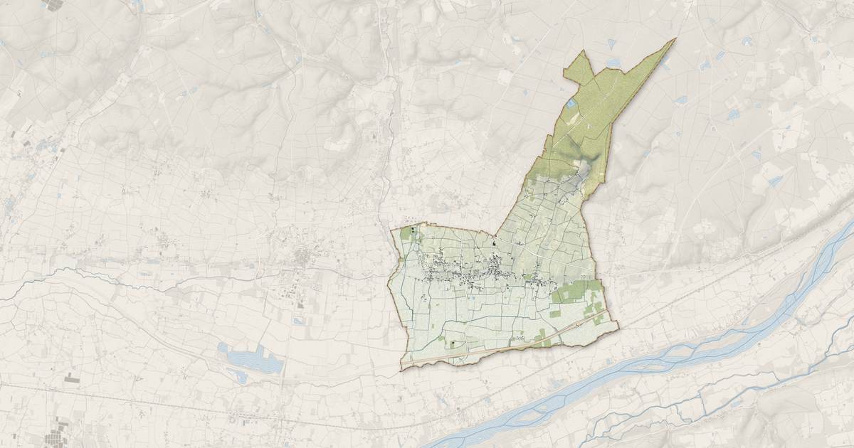 Portrait cartographique de Restigné : relief, eau, forêts, bâti et voies, calculés à partir des données de l'IGN