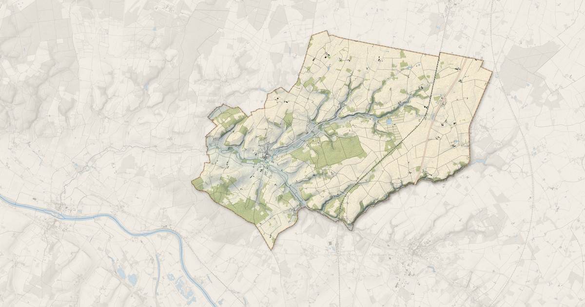 Portrait cartographique de Saint-Épain : relief, eau, forêts, bâti et voies, calculés à partir des données de l'IGN
