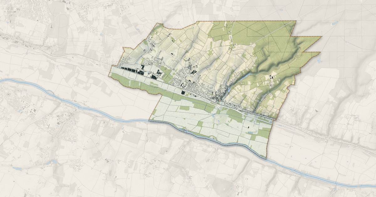 Portrait cartographique de Saint-Martin-le-Beau : relief, eau, forêts, bâti et voies, calculés à partir des données de l'IGN