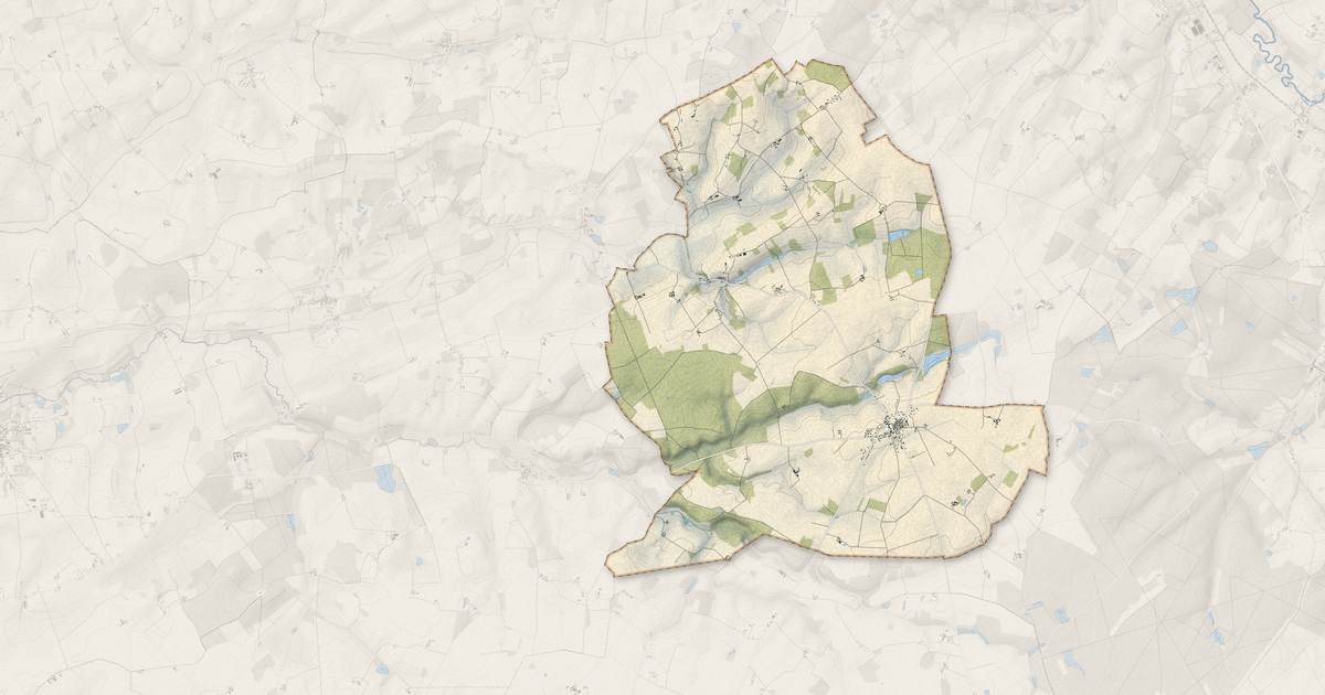 Portrait cartographique de Saint-Senoch : relief, eau, forêts, bâti et voies, calculés à partir des données de l'IGN