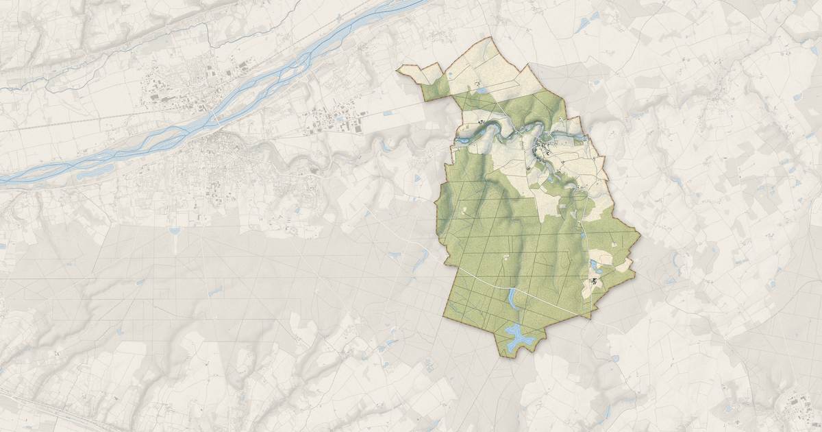 Portrait cartographique de Souvigny-de-Touraine : relief, eau, forêts, bâti et voies, calculés à partir des données de l'IGN