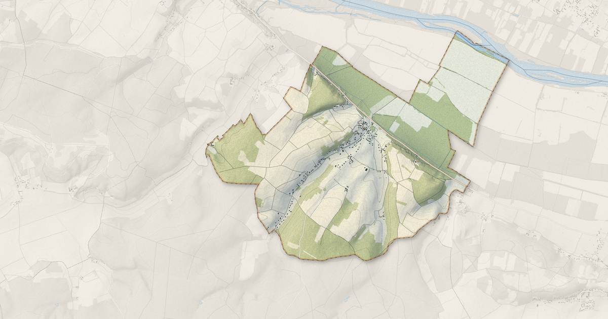 Portrait cartographique de Thizay : relief, eau, forêts, bâti et voies, calculés à partir des données de l'IGN