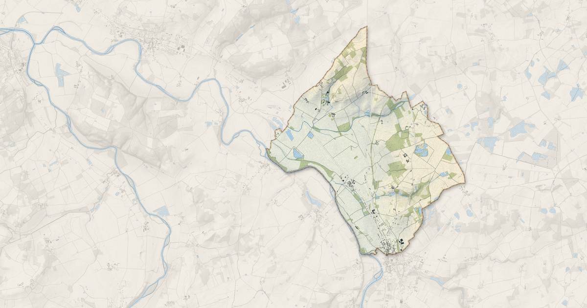 Portrait cartographique de Tournon-Saint-Pierre : relief, eau, forêts, bâti et voies, calculés à partir des données de l'IGN