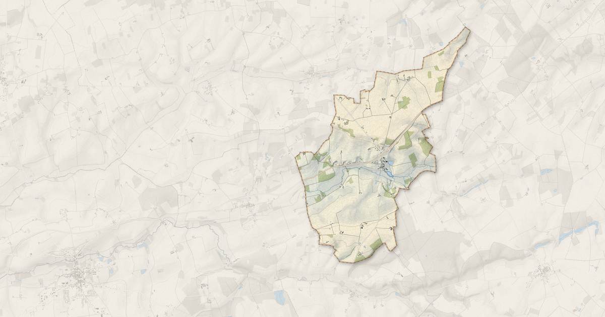 Portrait cartographique de Varennes : relief, eau, forêts, bâti et voies, calculés à partir des données de l'IGN