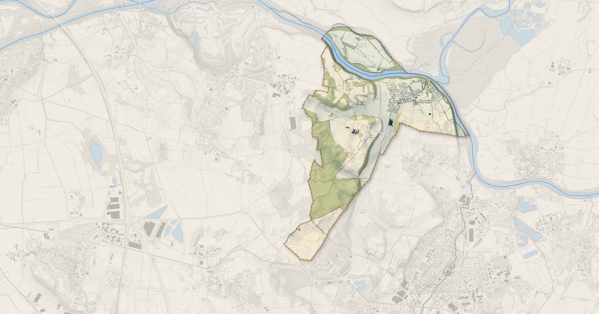 Portrait cartographique de Anthon : relief, eau, forêts, bâti et voies, calculés à partir des données de l'IGN
