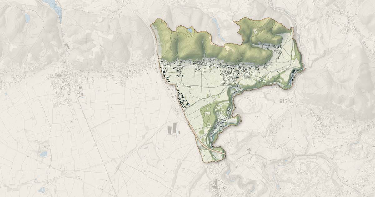 Portrait cartographique de Apprieu : relief, eau, forêts, bâti et voies, calculés à partir des données de l'IGN