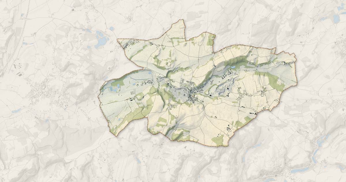 Portrait cartographique de Artas : relief, eau, forêts, bâti et voies, calculés à partir des données de l'IGN