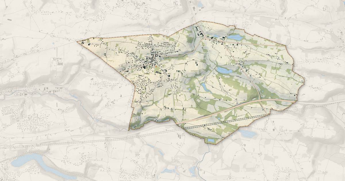 Portrait cartographique de La Bâtie-Montgascon : relief, eau, forêts, bâti et voies, calculés à partir des données de l'IGN