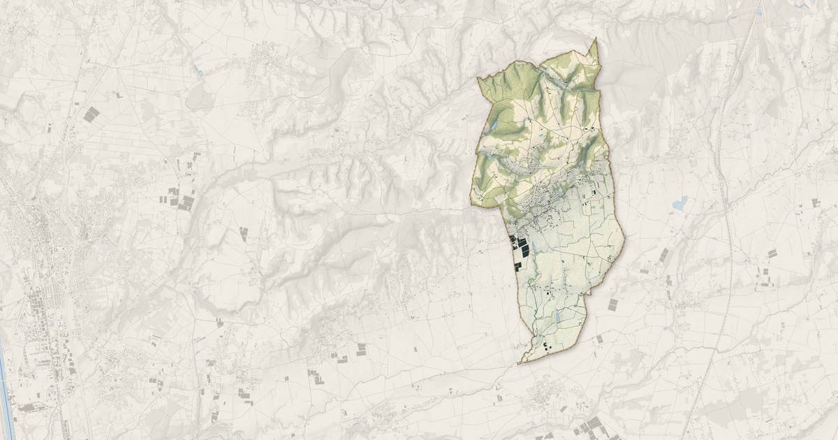 Portrait cartographique de Bellegarde-Poussieu : relief, eau, forêts, bâti et voies, calculés à partir des données de l'IGN