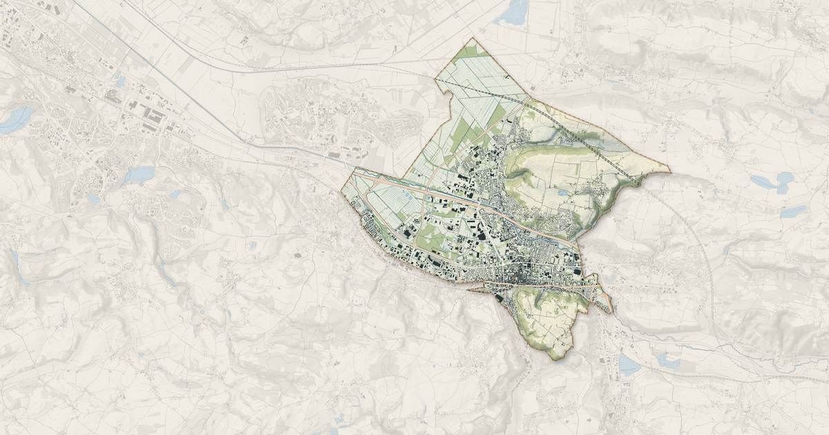 Portrait cartographique de Bourgoin-Jallieu : relief, eau, forêts, bâti et voies, calculés à partir des données de l'IGN