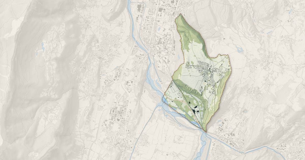 Portrait cartographique de Champagnier : relief, eau, forêts, bâti et voies, calculés à partir des données de l'IGN