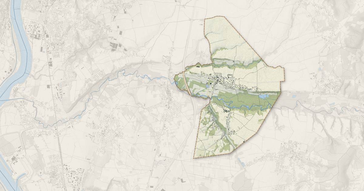 Portrait cartographique de Cheyssieu : relief, eau, forêts, bâti et voies, calculés à partir des données de l'IGN