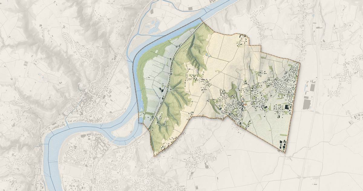 Portrait cartographique de Chonas-l'Amballan : relief, eau, forêts, bâti et voies, calculés à partir des données de l'IGN