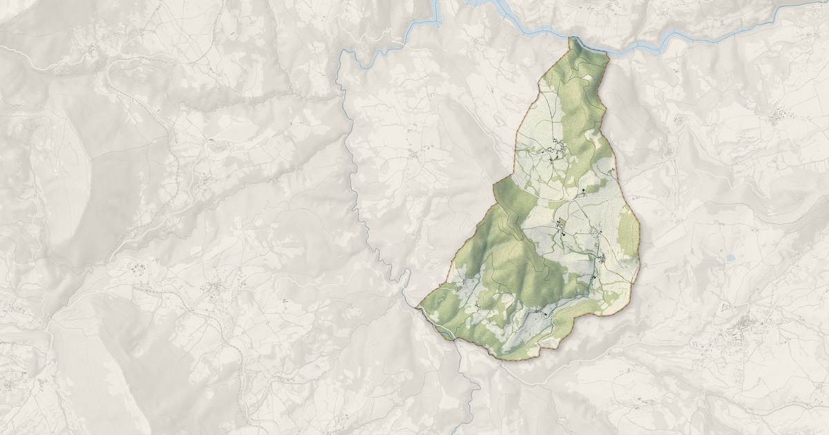 Portrait cartographique de Cornillon-en-Trièves : relief, eau, forêts, bâti et voies, calculés à partir des données de l'IGN
