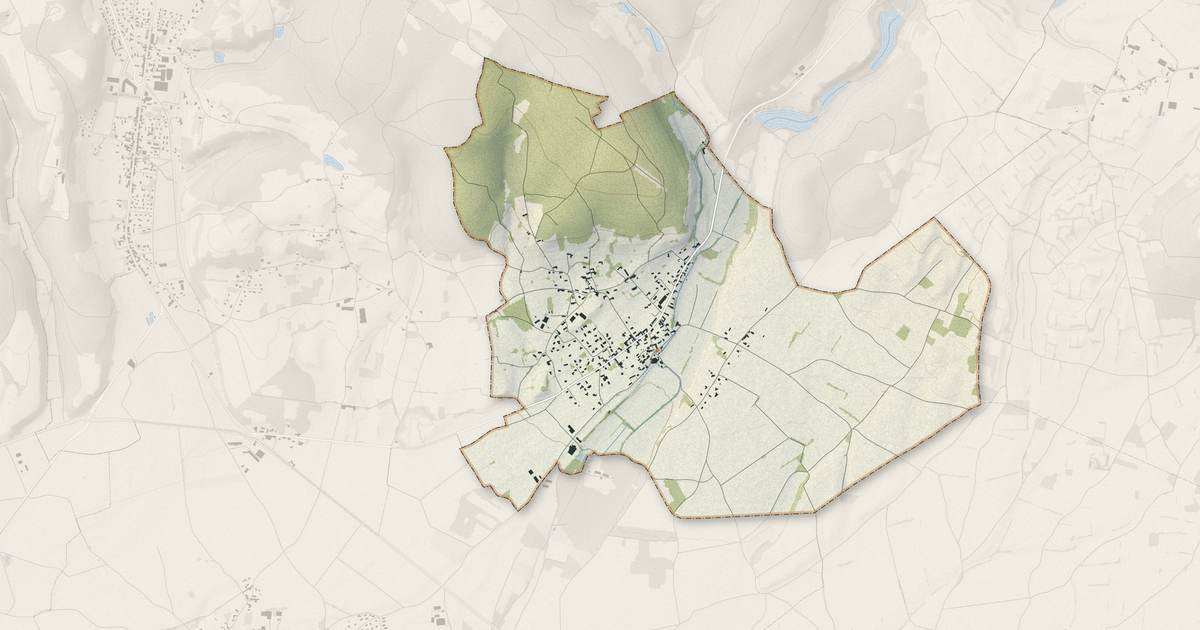 Portrait cartographique de Eydoche : relief, eau, forêts, bâti et voies, calculés à partir des données de l'IGN