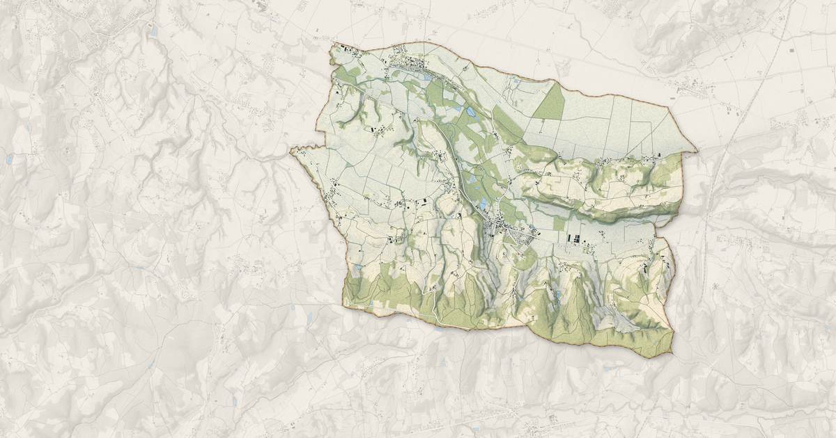 Portrait cartographique de Eyzin-Pinet : relief, eau, forêts, bâti et voies, calculés à partir des données de l'IGN