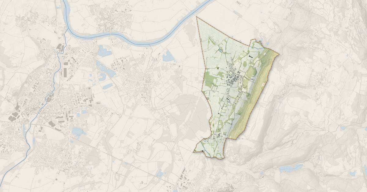 Portrait cartographique de Leyrieu : relief, eau, forêts, bâti et voies, calculés à partir des données de l'IGN