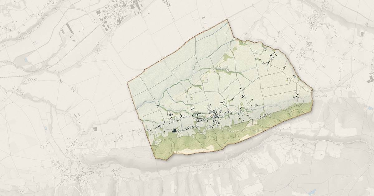 Portrait cartographique de Marcollin : relief, eau, forêts, bâti et voies, calculés à partir des données de l'IGN
