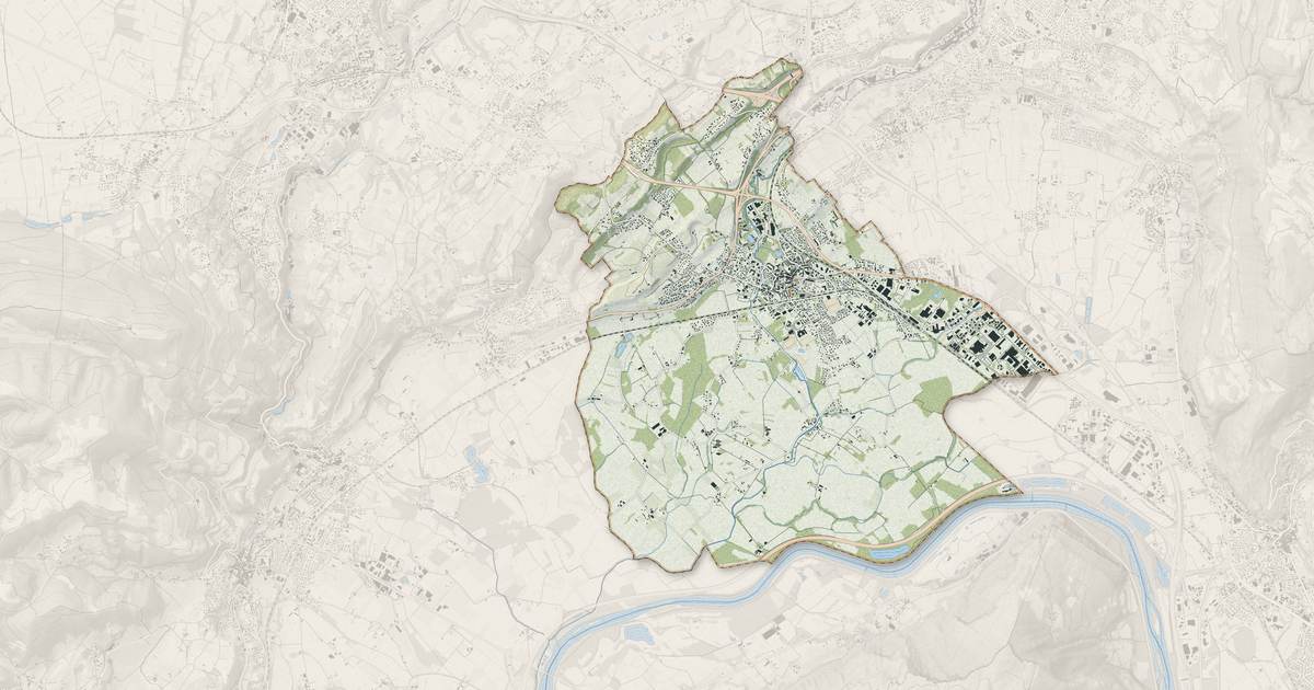 Portrait cartographique de Moirans : relief, eau, forêts, bâti et voies, calculés à partir des données de l'IGN